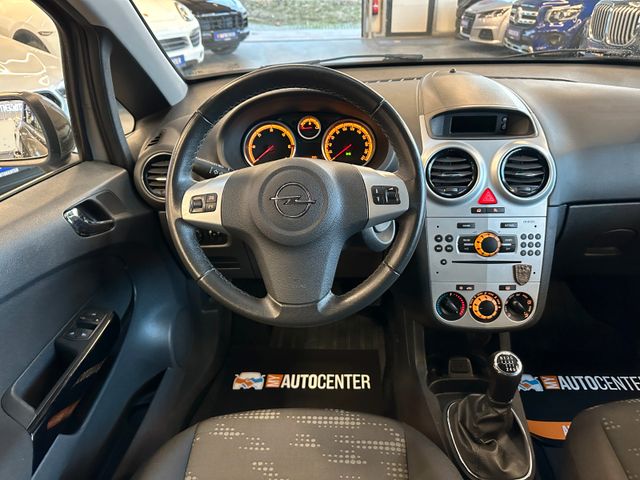 Opel Corsa D Satellite