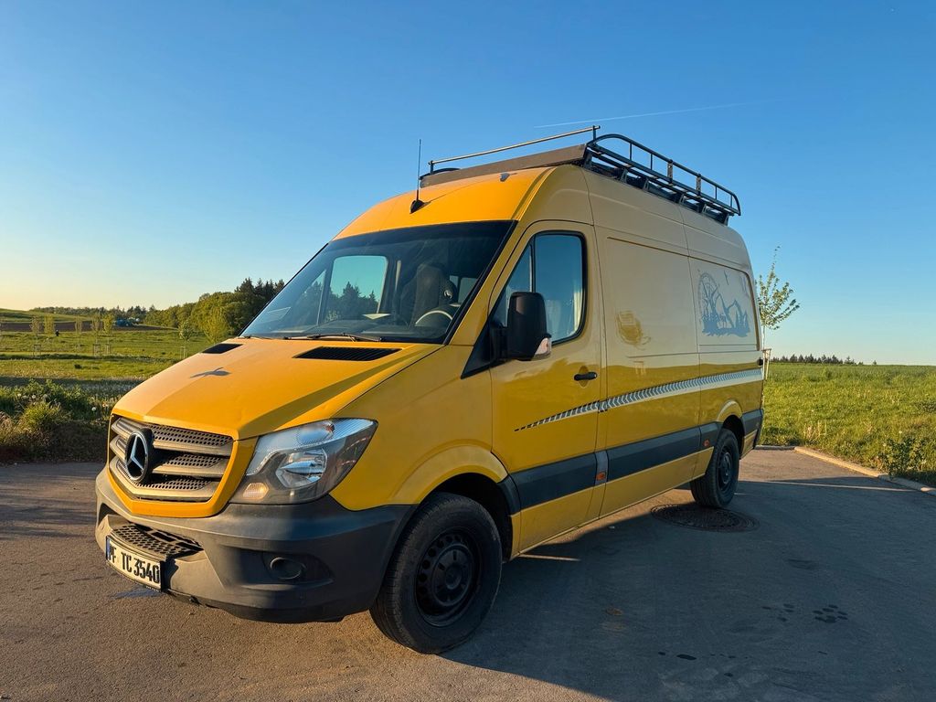 Image of Mercedes-Benz Sprinter