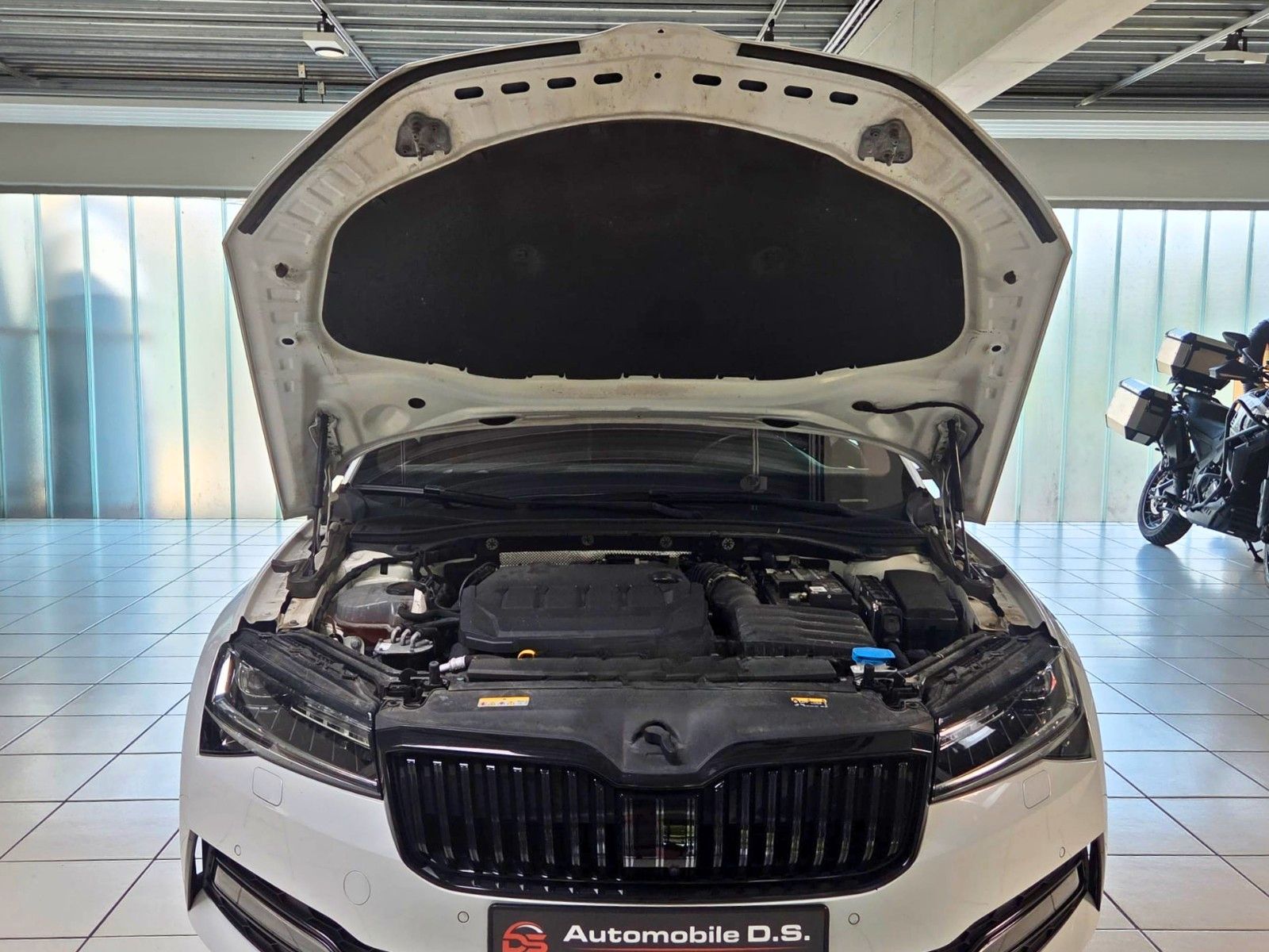 SKODA Superb — zdjęcie 25