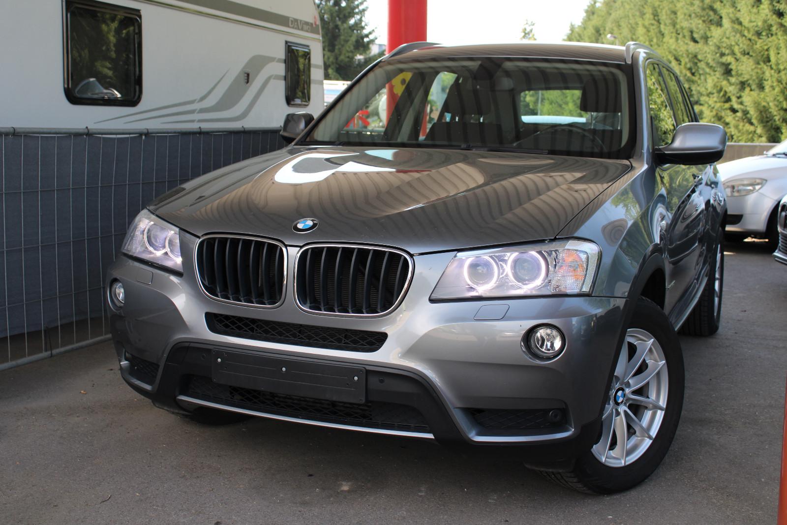BMW X3 xDrive 20 i/Automatik