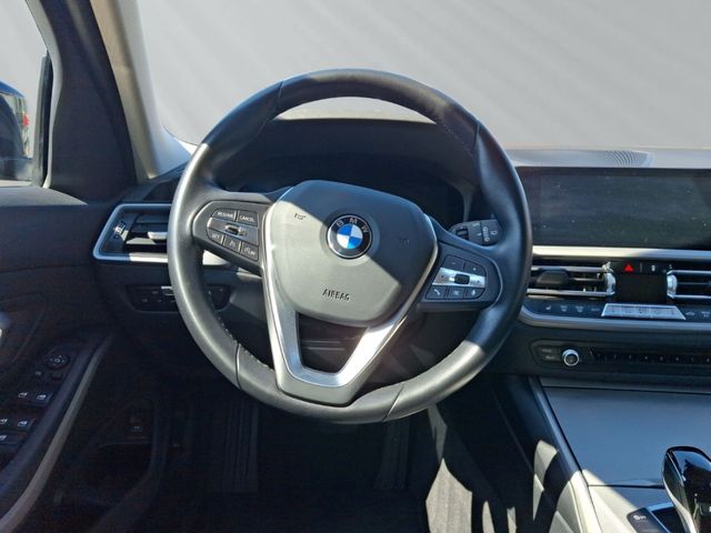 BMW 320, 2022 — 12