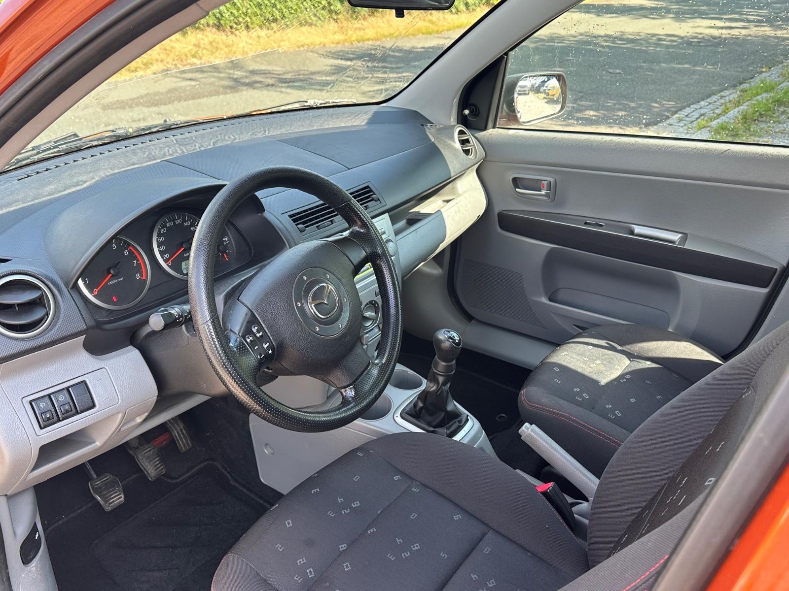 Mazda 2 Lim. 1.25 Comfort "TÜV Neu" "1.Hand"