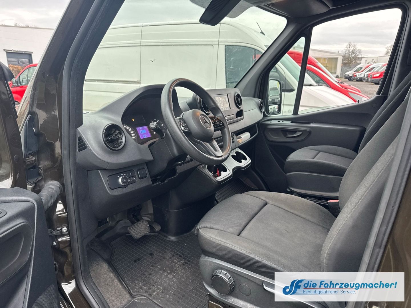 Fahrzeugabbildung Mercedes-Benz Sprinter Kasten Maxi XXL Extra Lang Kamera 316CD