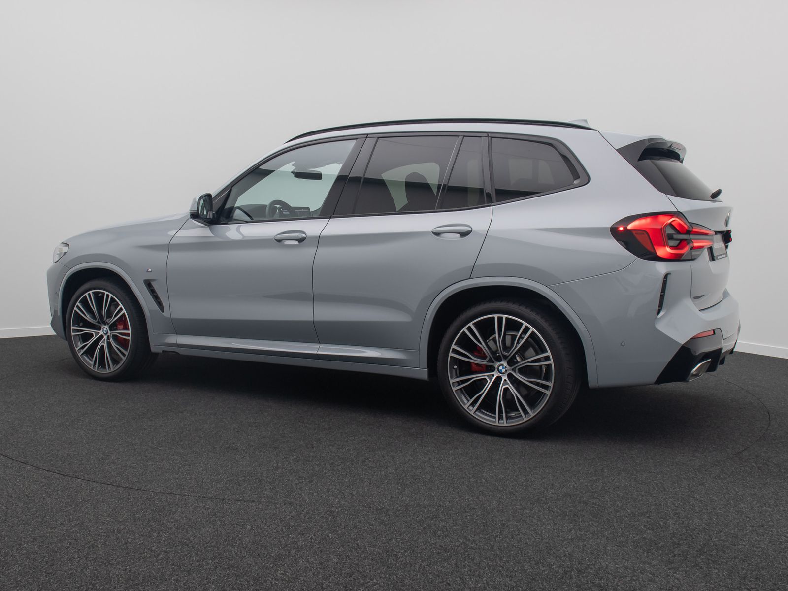 Fahrzeugabbildung BMW X3 xD30i M Sport Panorama 360&deg; Laser HUD 21Zoll