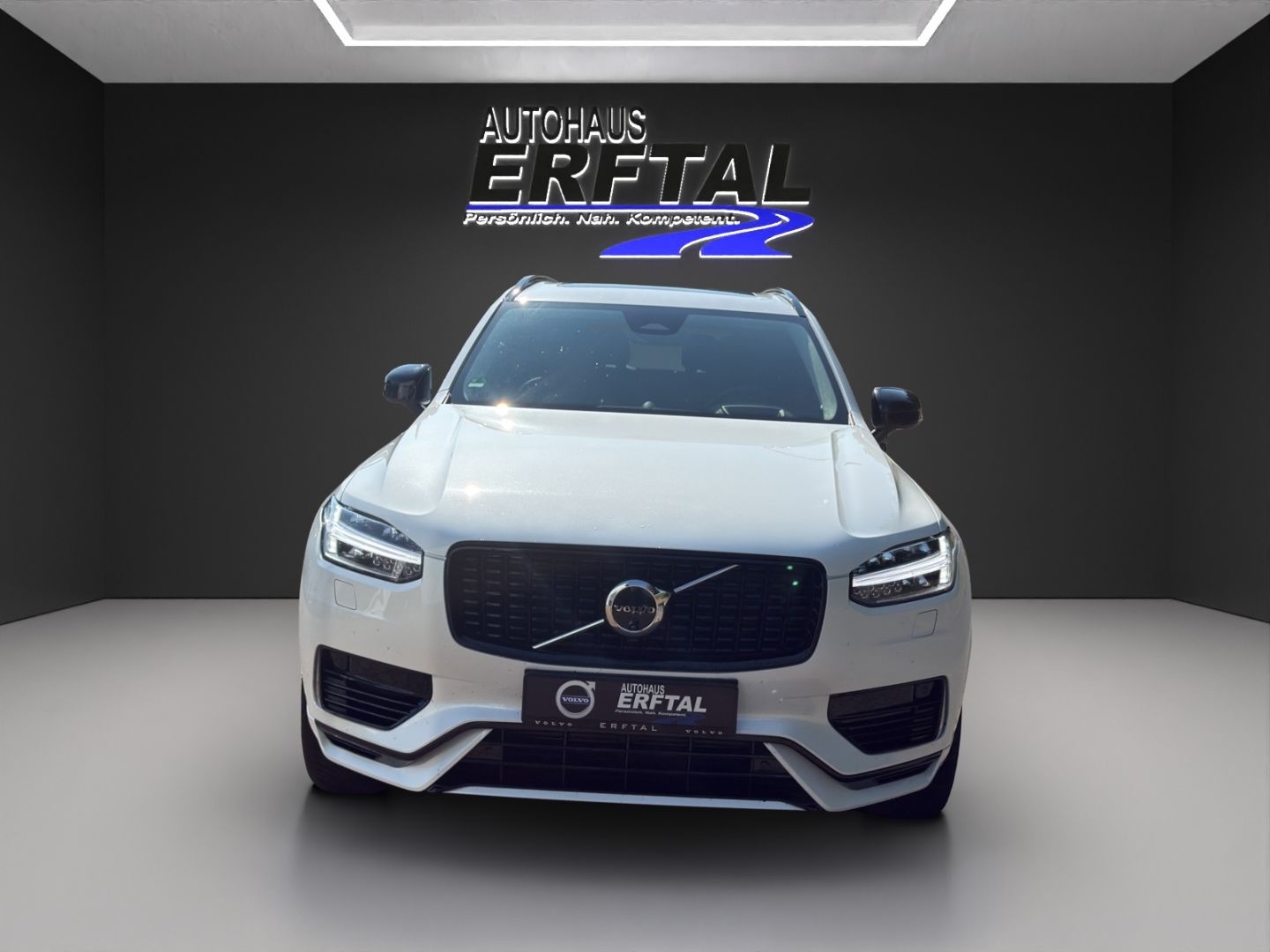 Volvo XC90 T8 AWD Ultra Dark Recharge Plug-In Hybrid 7 foto 2
