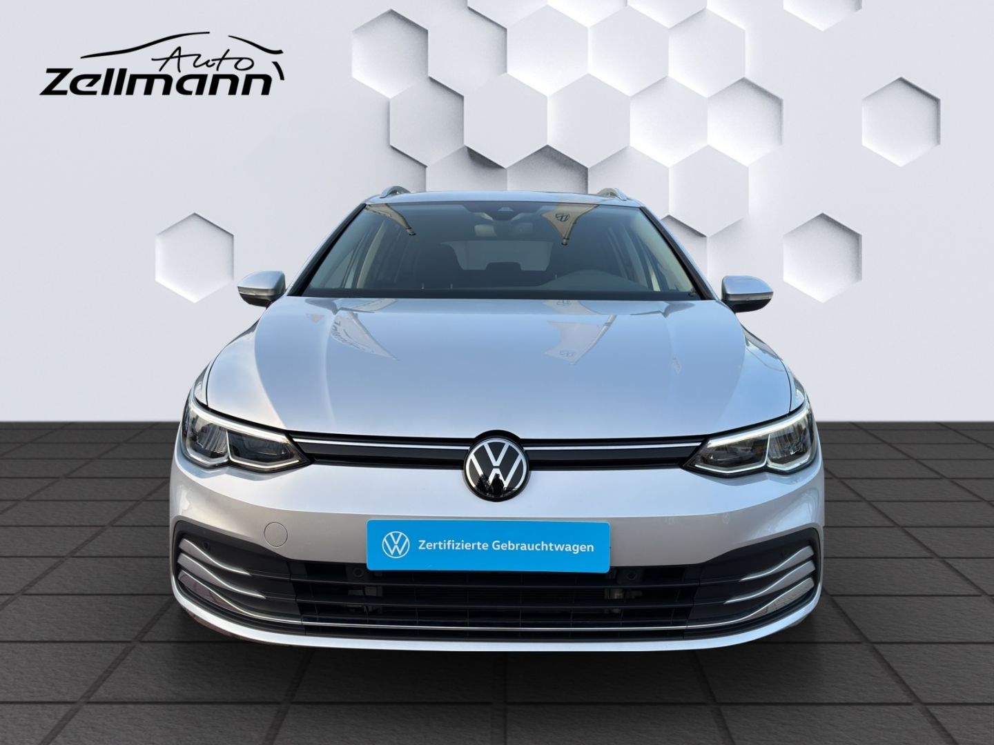 Golf VIII eTSI Life 1.0TSI 81kW DSG LED GJR PDC 