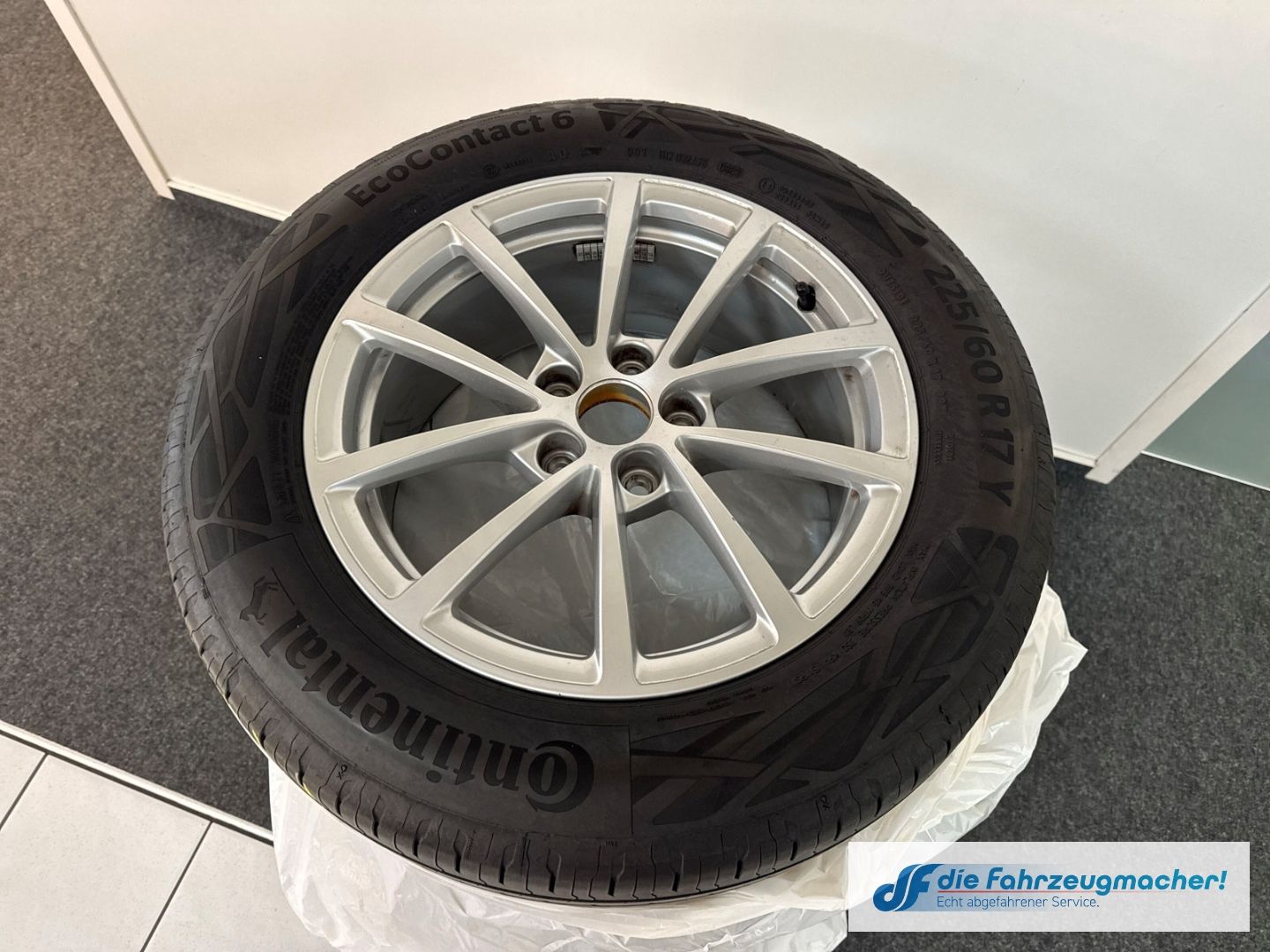 Fahrzeugabbildung Audi A6 Avant 40 TDI Navi LED ACC El. Heckklappe Mehr