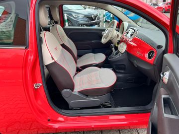Fahrzeugabbildung Fiat 500 Lounge Sonderfarbe Panoramaschiebedach Klima