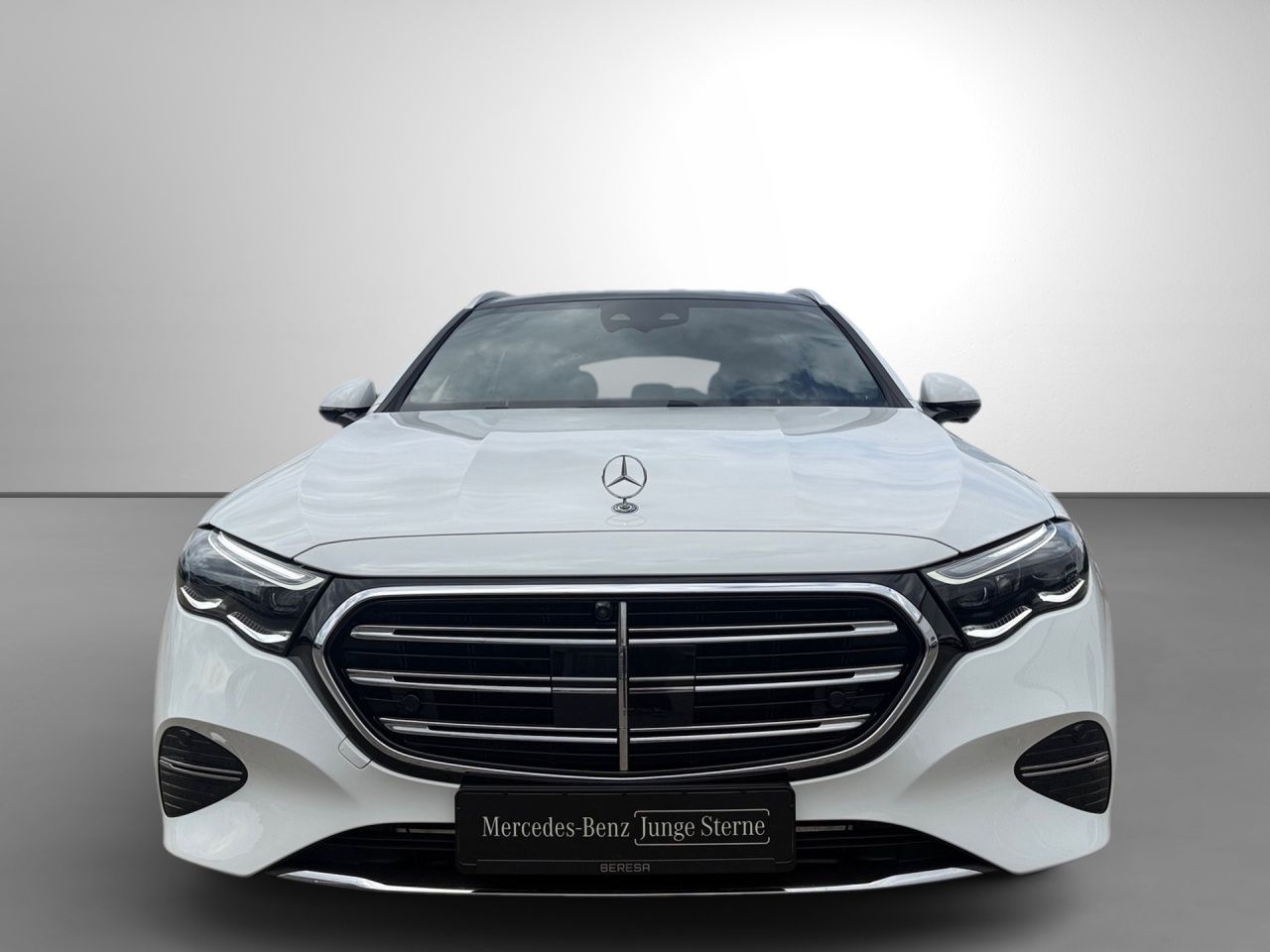 Mercedes-Benz E 300 e T Exclusive Superscreen AHK 20 Zoll AMG foto 3