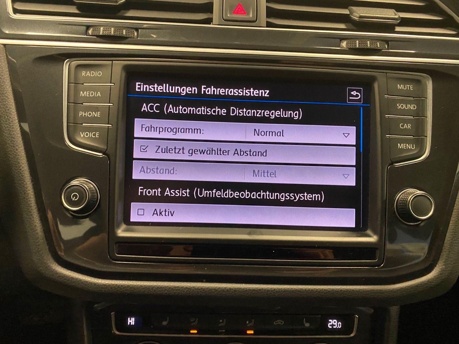 Fahrzeugabbildung Volkswagen Tiguan 1.4 TSI DSG Comfortline+KAMERA+1.HAND+ACC