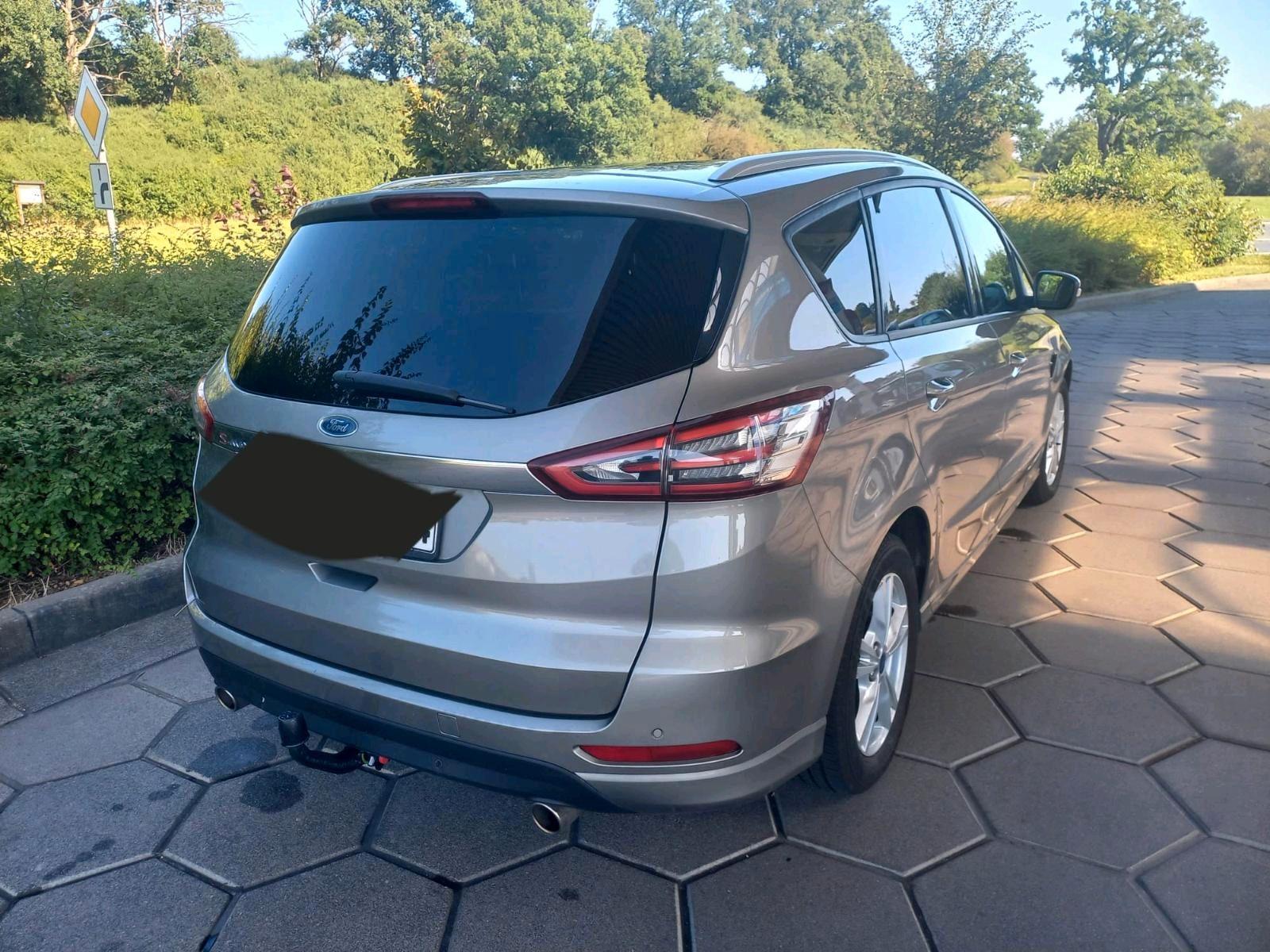 Ford S-Max