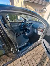 Toyota Aygo (X) 1,0-l-VVT-i - - Toyota Aygo (X) bis 5.000 Euro