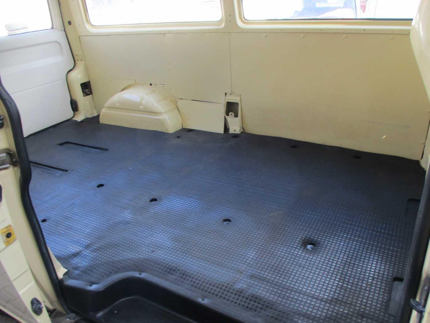 Volkswagen T4 Bus Kombi 2,5TDI, langer Radstand,
