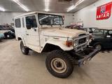 Toyota BJ 46 - Toyota Land Cruiser: Bj