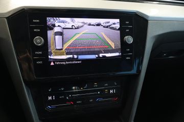 Volkswagen Passat 2.0 TDI Business ACC+CARPLAY+KAM+LED+AHK