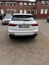 Audi Q3 S line 40 TFSI quattro | 190PS | Alcanta - Audi A1 in Hamburg
