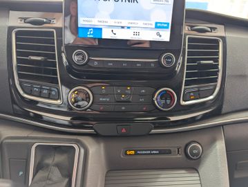 Ford Tourneo Custom L2 Titanium 185PS Automatik