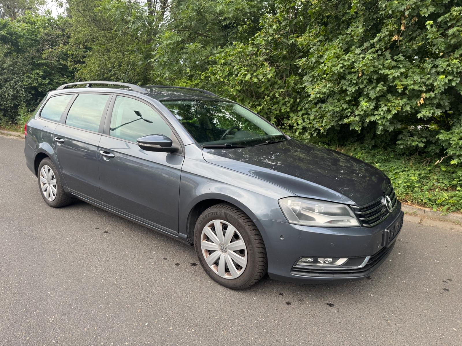 Volkswagen Passat Variant Trendline BlueMotion 2.HAND TÜV