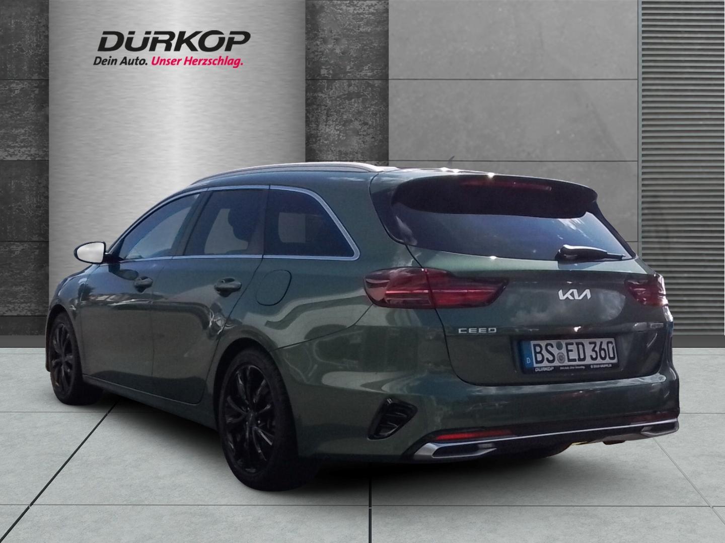 Kia Ceed_sw Sportswagon GT Line 1.5T AT Navi-ACC Dig