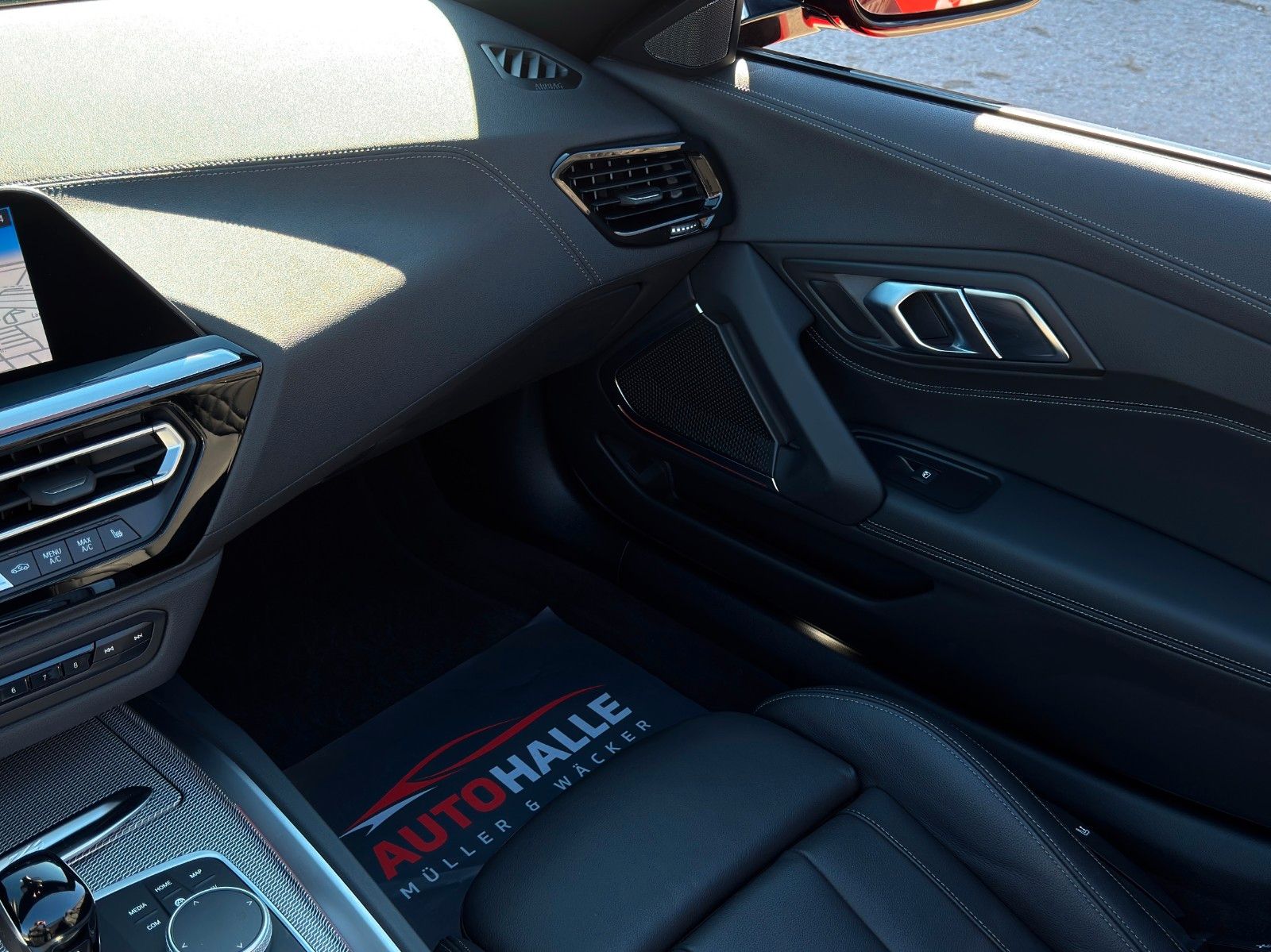 Fahrzeugabbildung BMW Z4 sDrive30i Roadster M Sport Shadow LC-Prof.