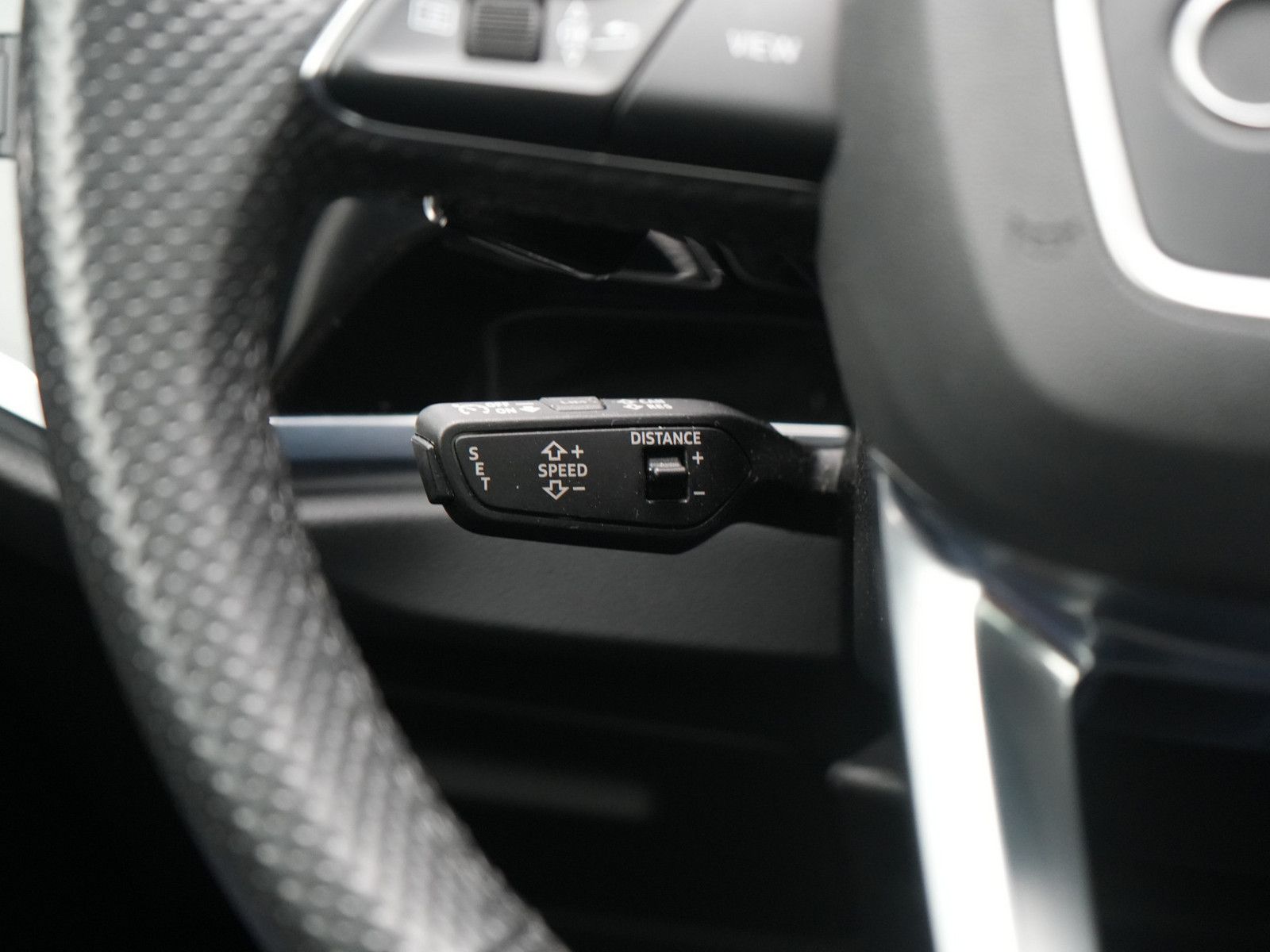 Audi RSQ3 - Bild 18