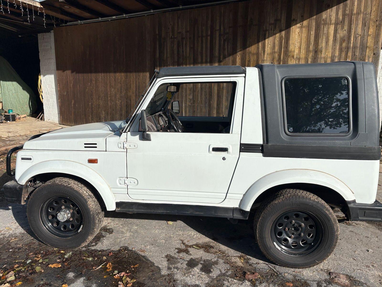Suzuki SJ Samurai