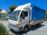 Nissan Cabstar 32.10 3.0 Tdi PL Cabinato SE - weiße Nissan Cabstar