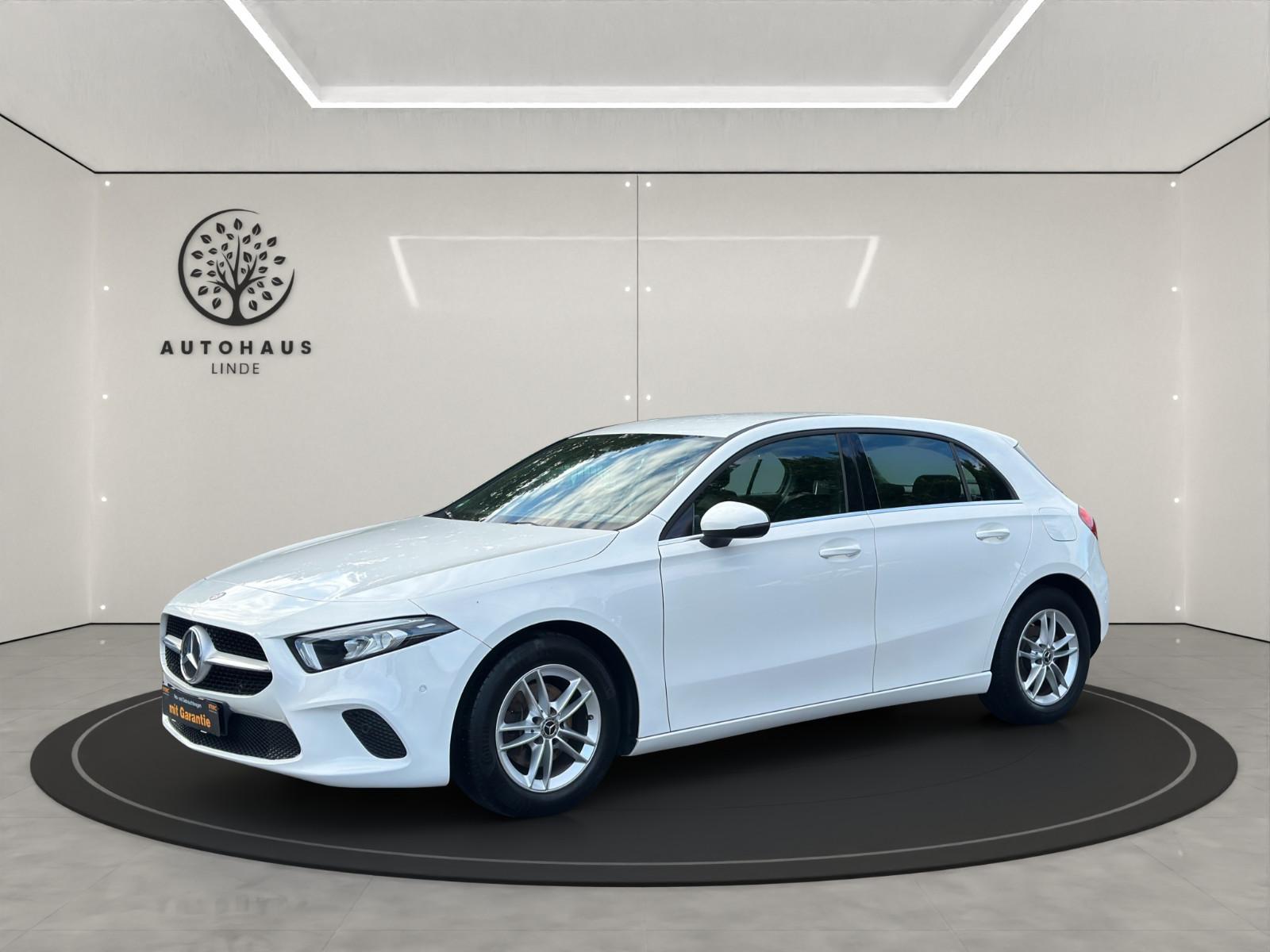 Mercedes-Benz A 180 A Navi/MBUX/SitzH./Temp.