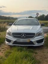 Mercedes-Benz Mercedes CLA AMG 200 CDI - Mercedes-Benz 200 in Frankfurt (Main)