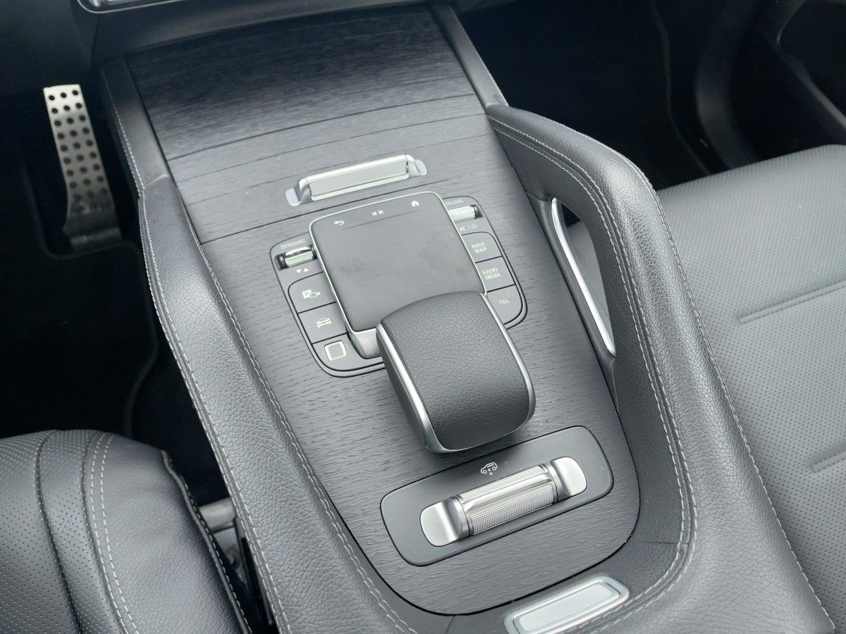 Fahrzeugabbildung Mercedes-Benz GLE 450 d 4M AMG/Night/Pano/360°/AHK