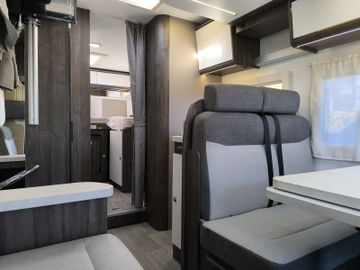 Bild 5 Benimar TESSORO 463 UP 2026 Markise DVBT Fernseher 5Sit