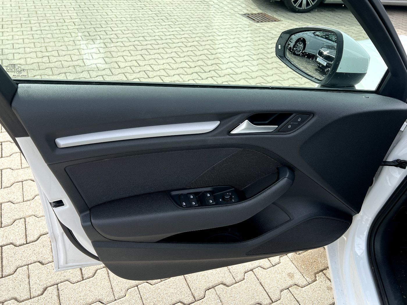 Audi A3 Sportback 30 TDI *Bi-Xenon Navi Sitzh. PDC* foto 10