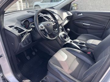 Ford Kuga - 8