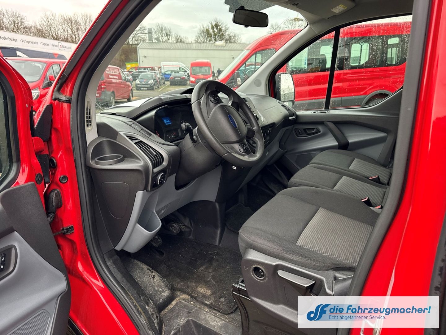 Fahrzeugabbildung Ford Transit Custom Tourneo 300 L1 *1499*EXPORT