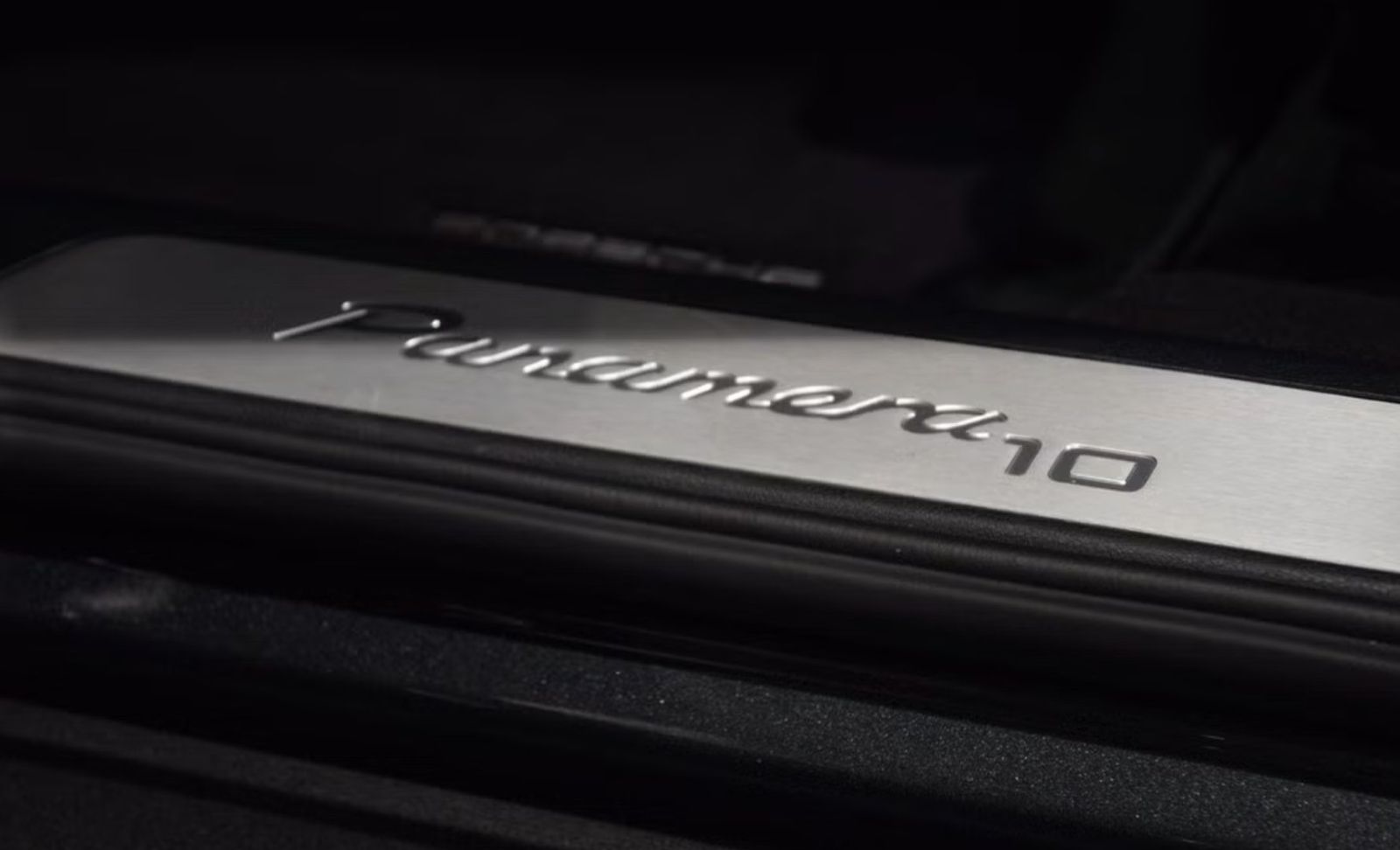 Porsche Panamera Sport Turismo 4 E-Hybrid Edition 10 Jah foto 15