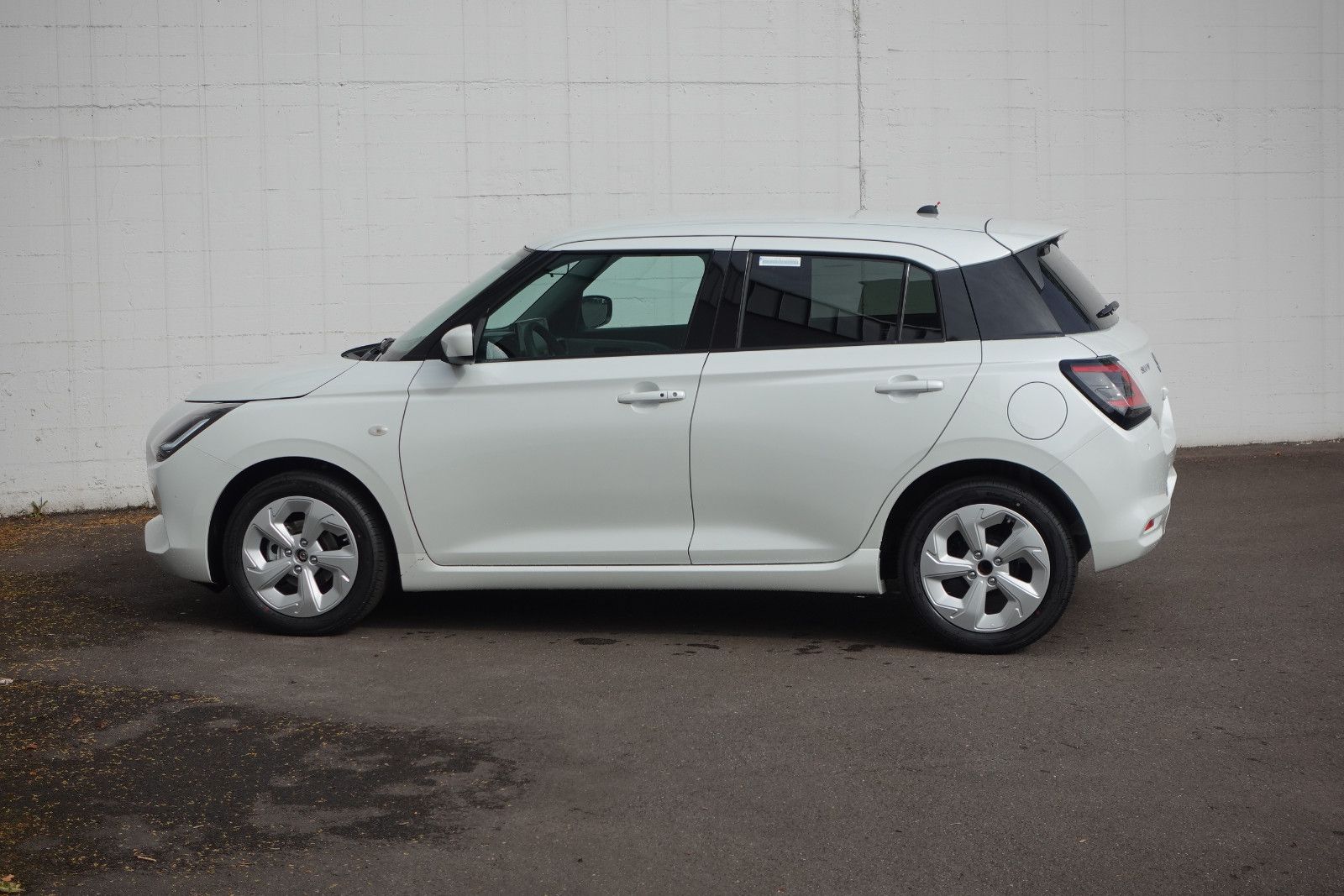 Fahrzeugabbildung Suzuki Swift Comfort 1.2,Navi,Sitzhz,Kamera,Alu,DAB,LED