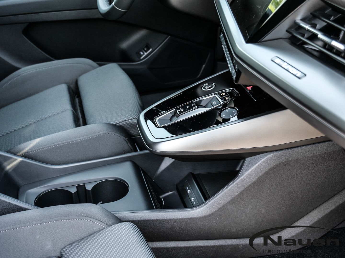 Audi Q4 e-tron - Bild 23