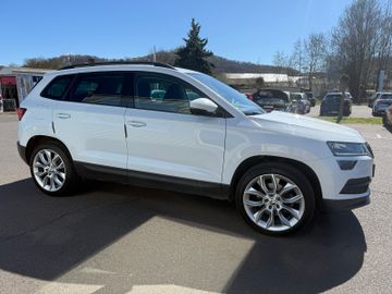 Skoda Karoq Style 4x4+LED+AHK+SHZ+Navi+