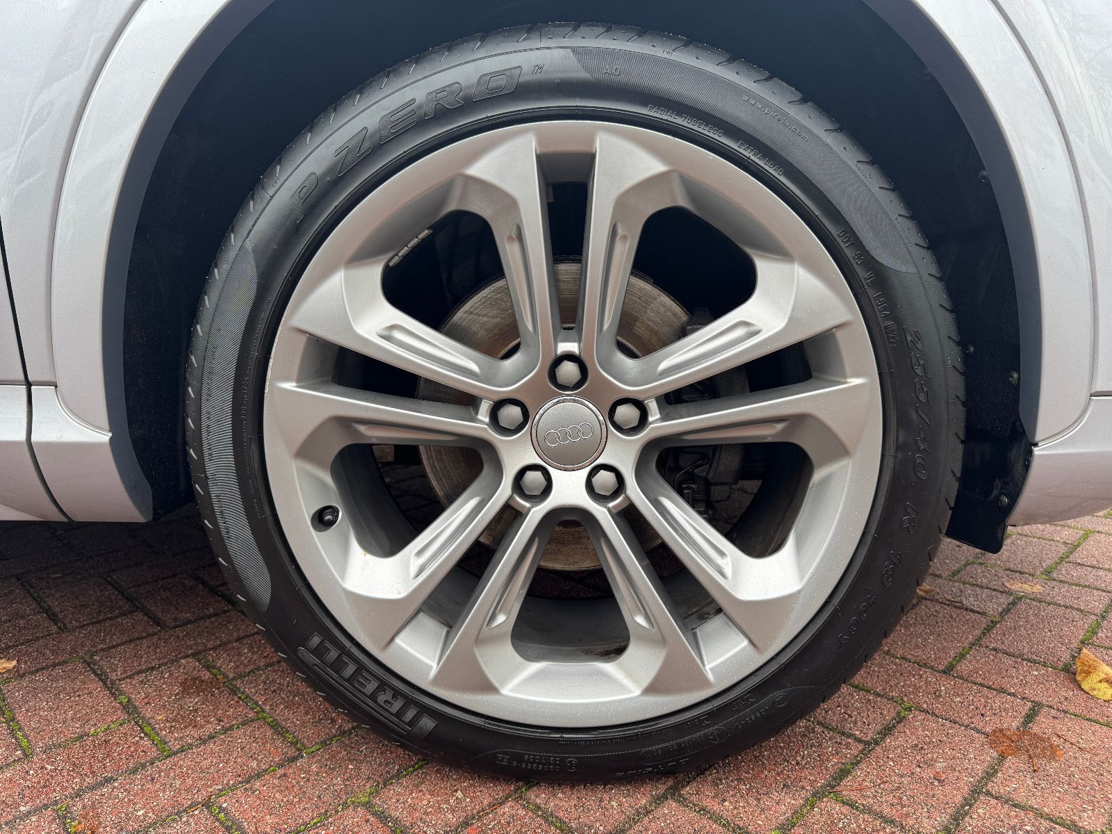 Fahrzeugabbildung Audi Q3 2.0 TDI QUATTRO S-TRONIC S-LINE SPORTPAKET