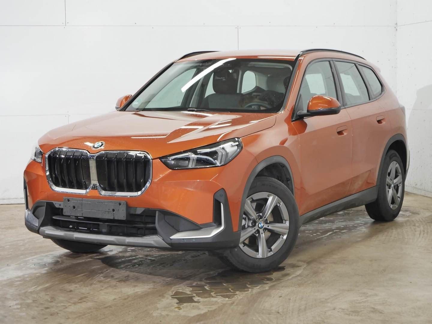 BMW X1 xDrive20d AHK ACC 360° HUD ab 0,49% eff. Zins