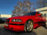 BMW M3 Limousine Schiebedach Volleder - BMW M3 mit Benzin-Antrieb: Rot