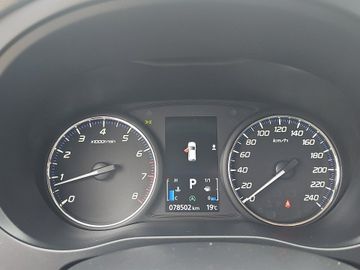 Mitsubishi Outlander - 11