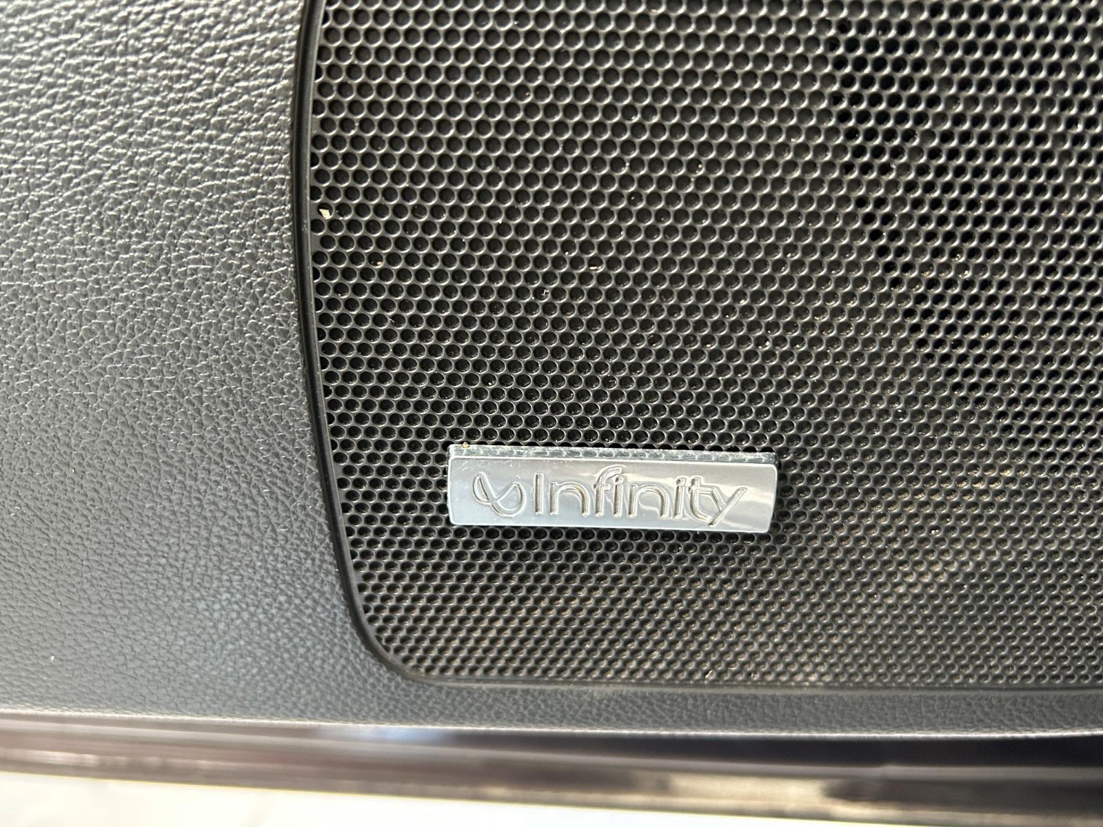 Opel Insignia 2011 — photo 15