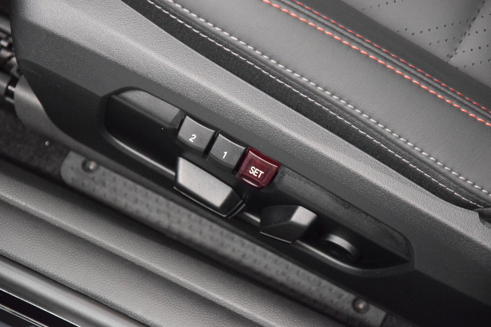 Fahrzeugabbildung MINI John Cooper Works Trim XL Pano H&K HUD Memory