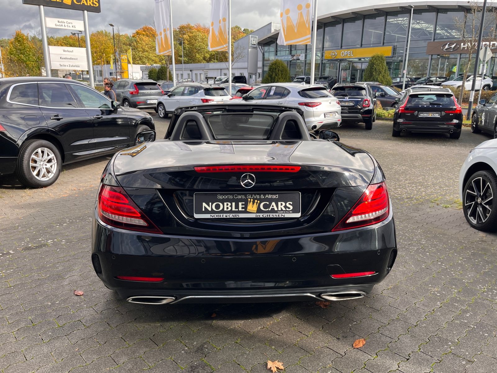 Fahrzeugabbildung Mercedes-Benz SLC 300 AMG-LINE KLIMA LED NAVI ALU AIRSCRAF