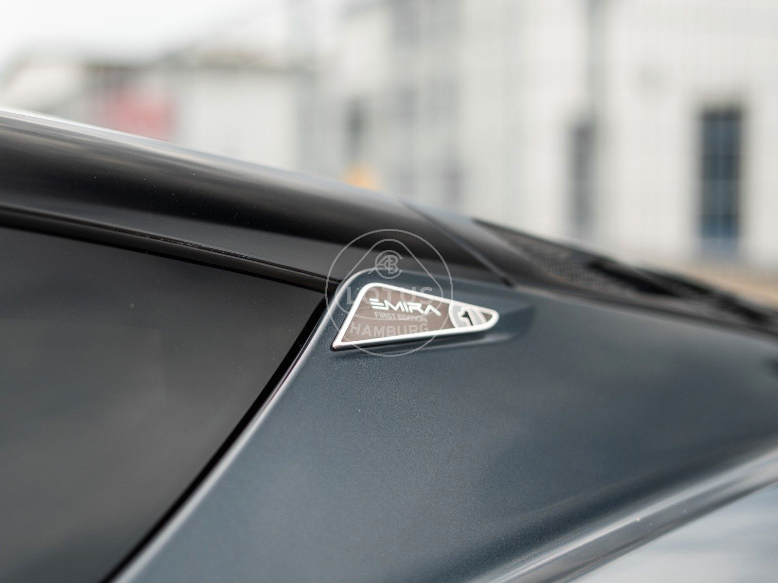 Fahrzeugabbildung Lotus Emira V6 First Edition in Shadow Grey *Automatik