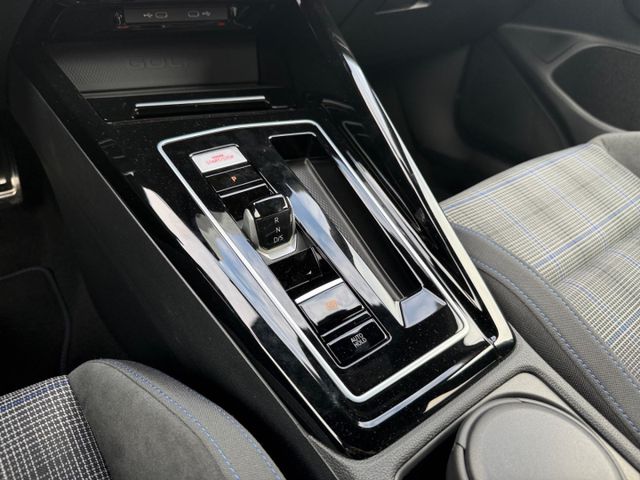 Golf 8 VIII GTE 1,5 l eHybrid AHK-el. klappb. Na