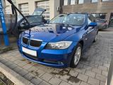 BMW 318i Limousine (E90) PDC SHZ Klima - BMW 318: Limousine, 318i E90
