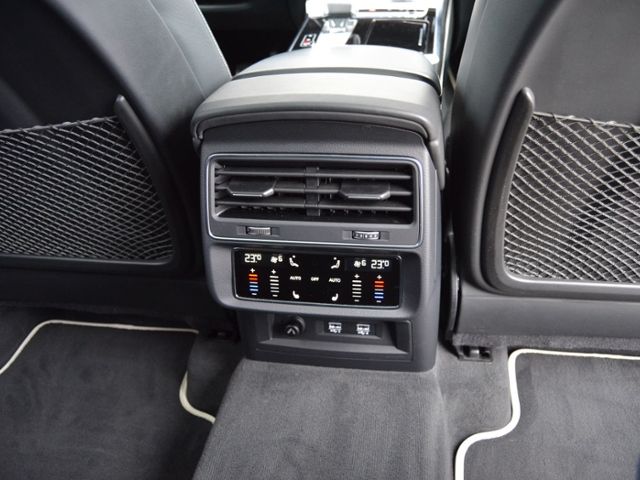SQ8 60 TDI MEGA-VOLL/UPE:170.653 €/KERAMIK/LUFT/
