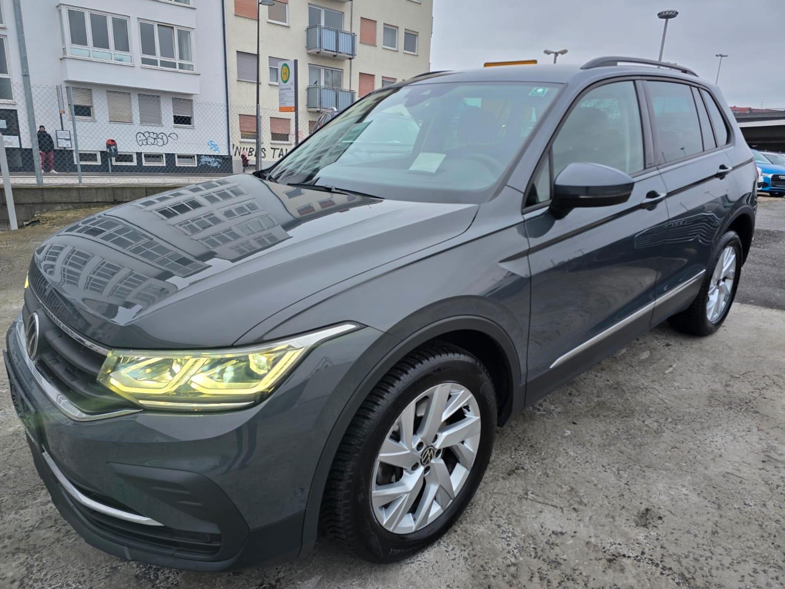 Volkswagen Tiguan Life 4Motion 2,0 TDI 147kW HeadUp